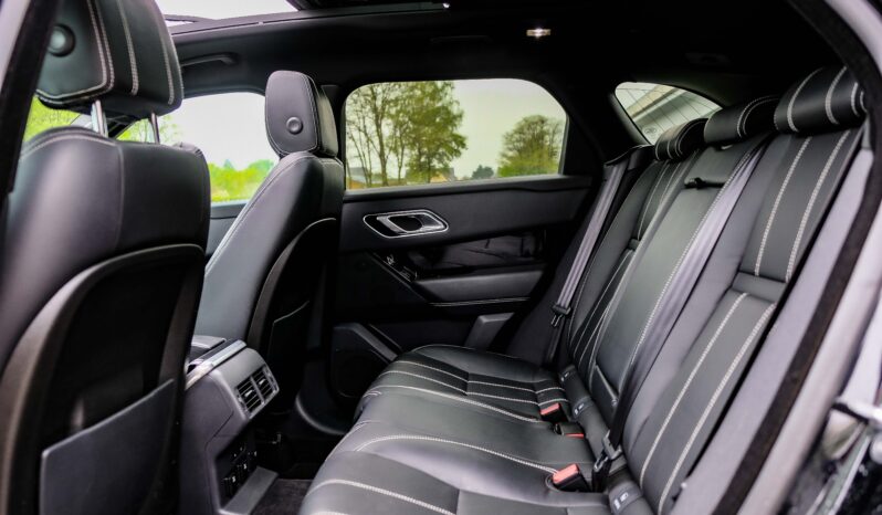 
								Range Rover Velar R-Dynamic S 241ch 1propriétaire Historique full									