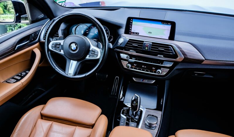 
								BMW X3 M40i Historique Pano Head-Up SuspensionM ACC full									