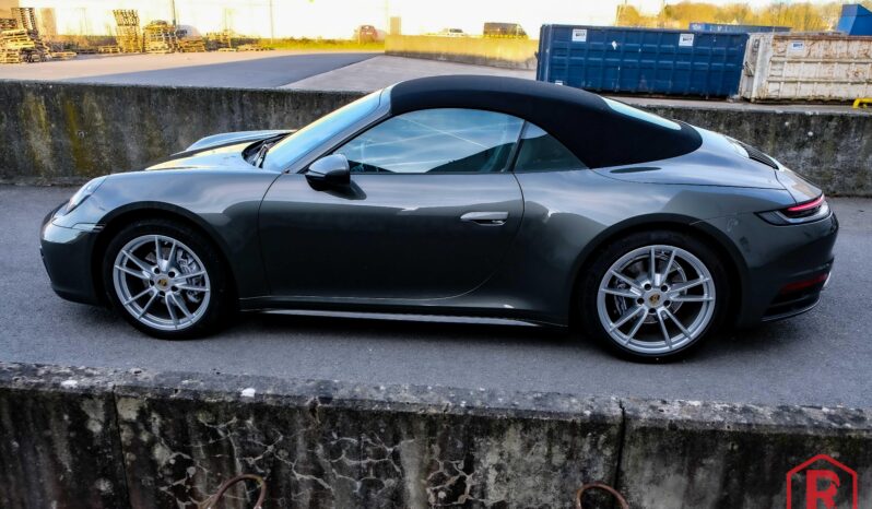 
								Porsche 911 Carrera 4 Cabriolet Sport Chrono PASM 992 full									