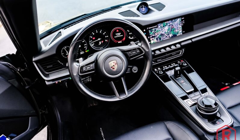 
								Porsche 911 Carrera 4 Cabriolet Sport Chrono PASM 992 full									
