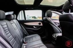 
										Mercedes E 300 de Break AMG Pano BTWwagen full									