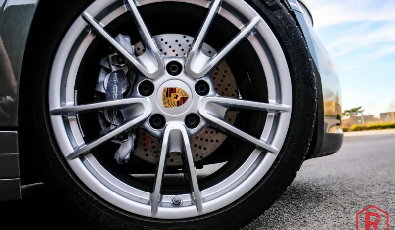 
								Porsche 911 Carrera 4 Cabriolet Sport Chrono PASM 992 full									