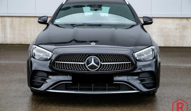 
								Mercedes E 300 de Break AMG Pano BTWwagen full									