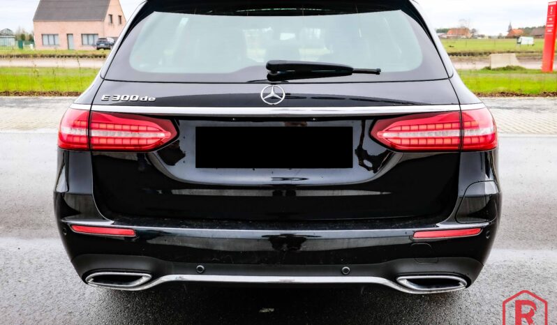 
								Mercedes E 300 de Break AMG Pano BTWwagen full									