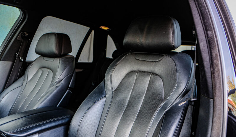 
								BMW X5 M50d 381pk Bang&Olufsen ACC Head-up full									