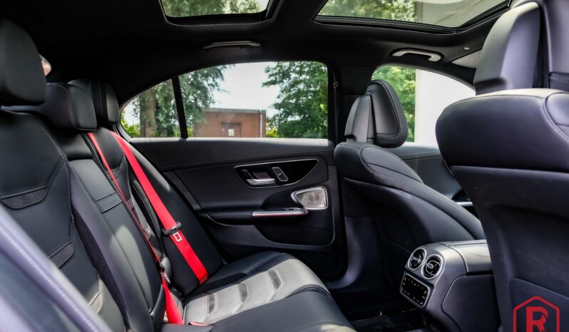 
								Mercedes C 63 AMG S E-Performance 4MATIC+ Pano Burmester full									