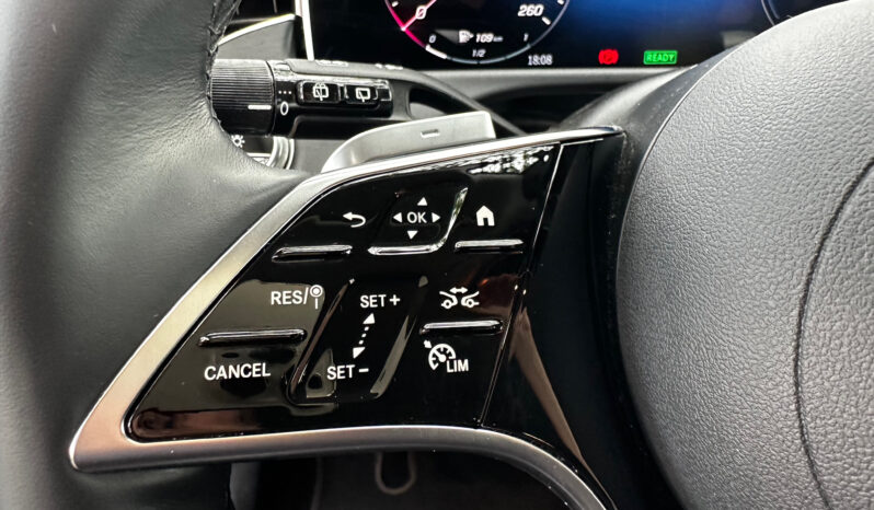 
								Mercedes E 300 e Estate Luxury Line ACC 360°Camera Trekhaak Garantie full									
