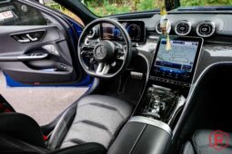 
										Mercedes C 63 AMG S E-Performance 4MATIC+ Pano Burmester full									