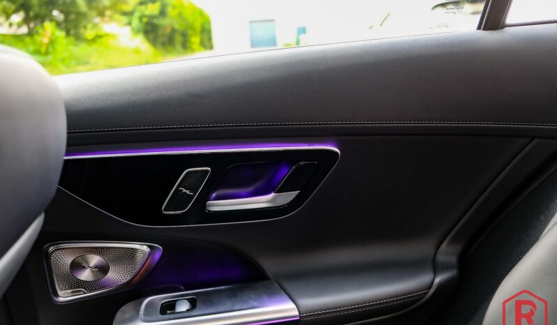 
								Mercedes C 63 AMG S E-Performance 4MATIC+ Pano Burmester full									