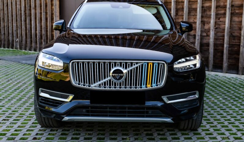 
								Volvo XC90 T8 Hybride 7 plaatsen Inscription Pano B&W full									