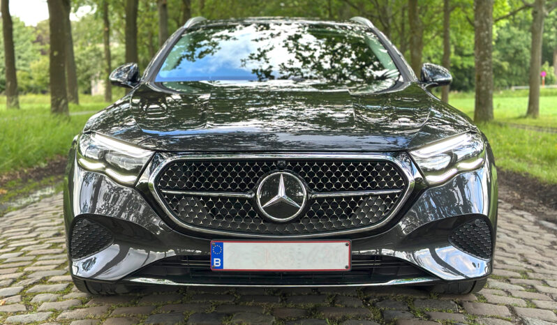 
								Mercedes E 300 e Estate Luxury Line ACC 360°Camera Trekhaak Garantie full									