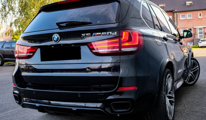 
								BMW X5 M50d 381pk Bang&Olufsen ACC Head-up full									
