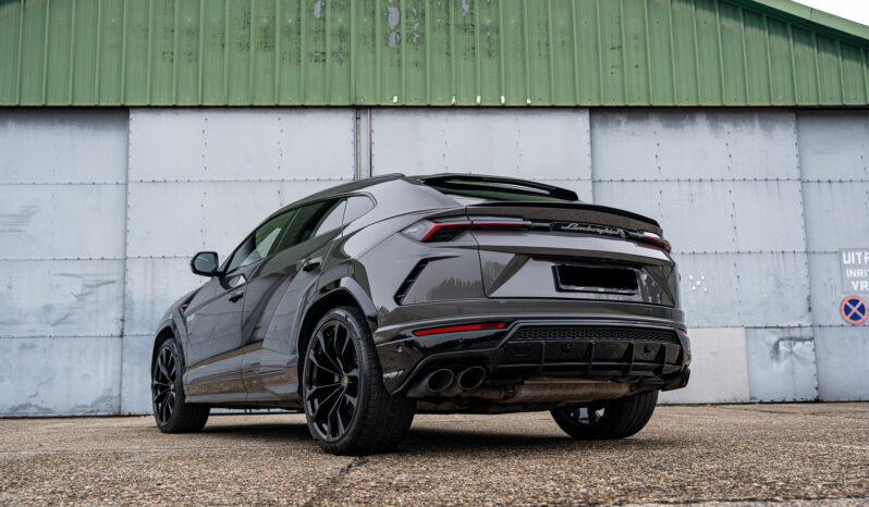 
								Lamborghini Urus 4.0 V8 B&0 Massage Pano Grigio Keres full									