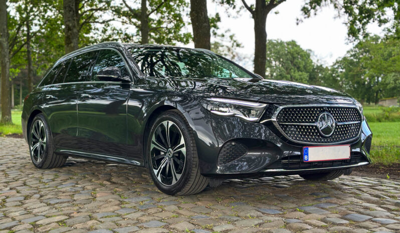 
								Mercedes E 300 e Estate Luxury Line ACC 360°Camera Trekhaak Garantie full									