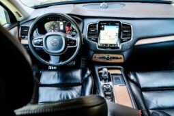 
										Volvo XC90 T8 Hybride 7 plaatsen Inscription Pano B&W full									