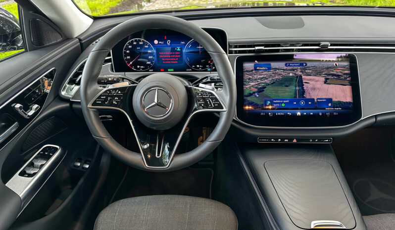 
								Mercedes E 300 e Estate Luxury Line ACC 360°Camera Trekhaak Garantie full									