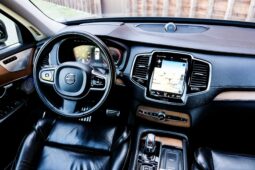 
										Volvo XC90 T8 Hybride 7 plaatsen Inscription Pano B&W full									