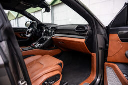
										Lamborghini Urus 4.0 V8 B&0 Massage Pano Grigio Keres full									
