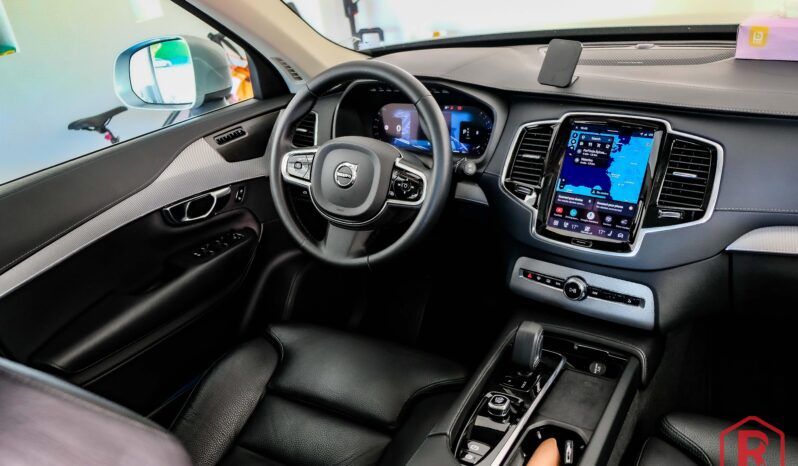 
								Volvo XC90 B5 AWD 7plaatsen Pano HarmanKardon full									