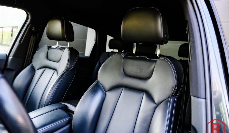 
								Audi Q7 e-tron 3.0 TDi V6 Quattro S line BTWwagen 1Eigenaar full									