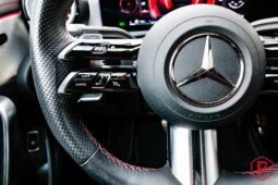 
										Mercedes CLA 180 AMG Star Edition ACC Garantie full									