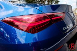 
										Mercedes CLA 180 AMG Star Edition ACC Garantie full									