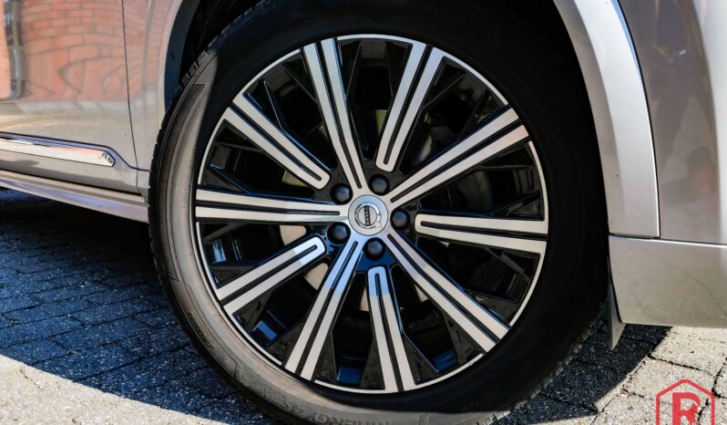 
								Volvo XC90 B5 AWD 7plaatsen Pano HarmanKardon full									