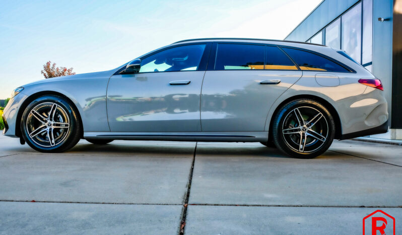 
								Mercedes E 300 e Break AMG ACC 360Camera Trekhaak Garantie full									