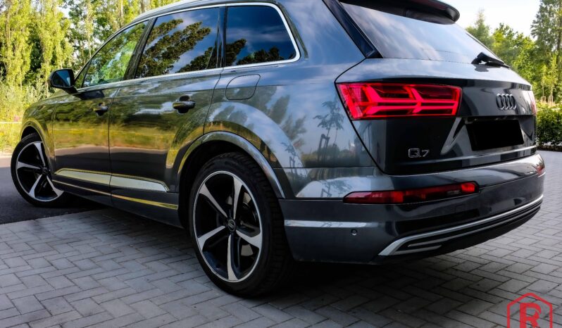 
								Audi Q7 e-tron 3.0 TDi V6 Quattro S line BTWwagen 1Eigenaar full									