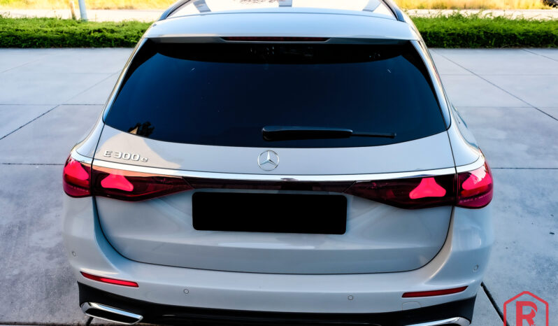 
								Mercedes E 300 e Break AMG ACC 360Camera Trekhaak Garantie full									