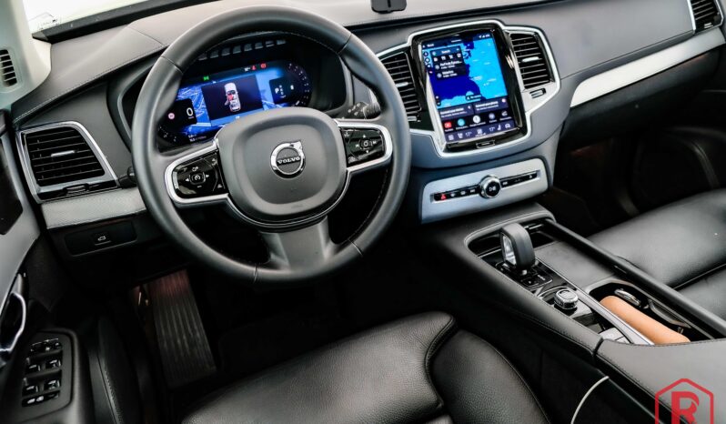 
								Volvo XC90 B5 AWD 7plaatsen Pano HarmanKardon full									