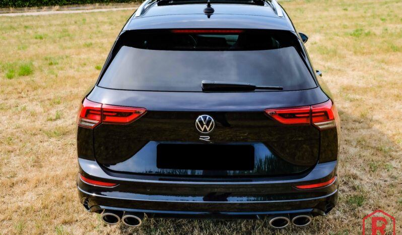 
								Volkswagen Golf R Variant 2.0 320pk Pano IQ Drive Matrix full									