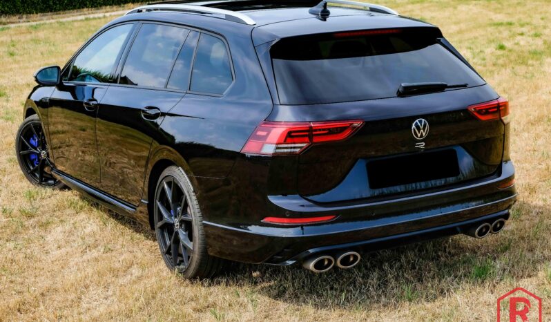 
								Volkswagen Golf R Variant 2.0 320pk Pano IQ Drive Matrix full									