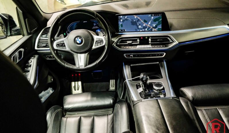 
								BMW X5 45e M Sport HarmanKardon Camera Luchtvering full									
