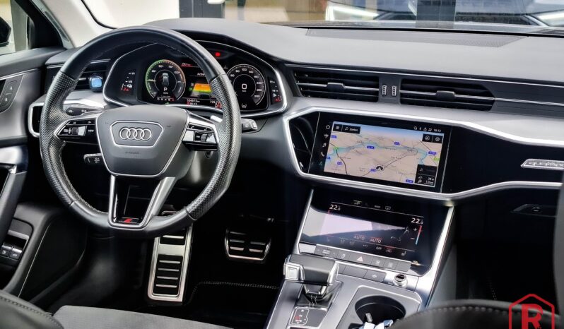 
								Audi A6 Avant 55 TFSI e S line Quattro full									