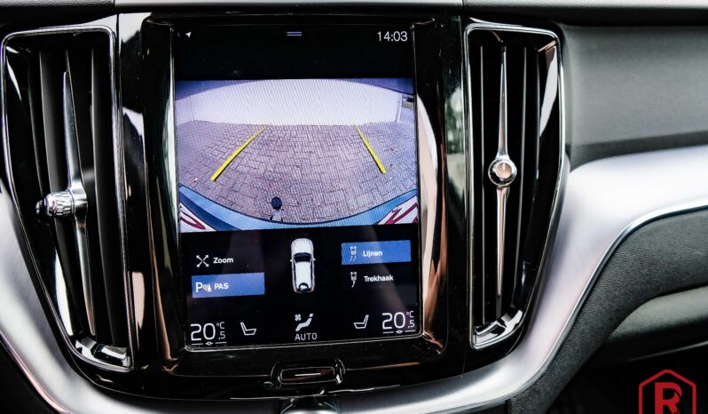 
								Volvo XC60 T8 AWD PHEV Pano full									