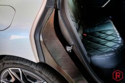 
										BMW iX 40 Sport Laser SkyLounge HarmanKardon SoftClose full									