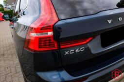 
										Volvo XC60 T8 AWD PHEV Pano full									
