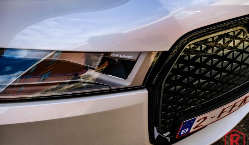 
								BMW iX 40 Sport Laser SkyLounge HarmanKardon SoftClose full									
