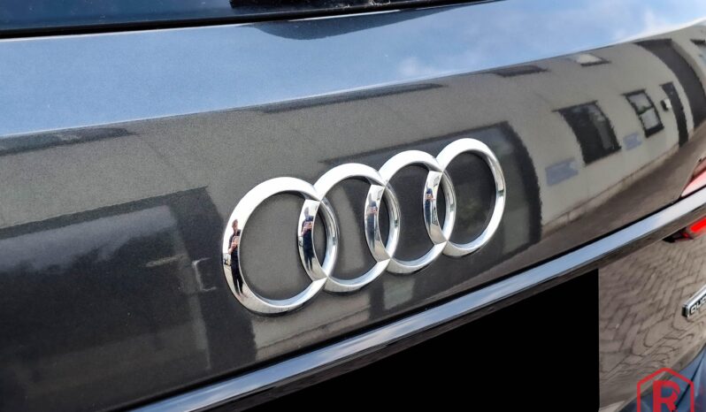 
								Audi A6 Avant 55 TFSI e S line Quattro full									