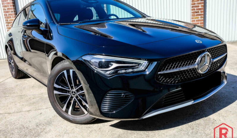 
								Mercedes CLA 180 Luxury Line Garantie full									