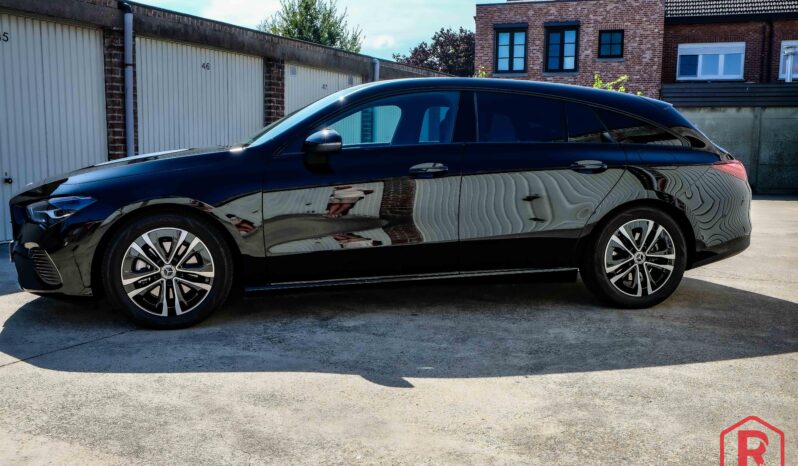 
								Mercedes CLA 180 Luxury Line Garantie full									