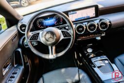 
										Mercedes CLA 180 Luxury Line Garantie full									