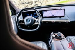 
										BMW iX 40 Sport Laser SkyLounge HarmanKardon SoftClose full									