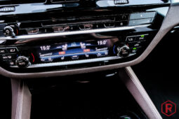 
										BMW 540i Touring Pano HarmanKardon ACC full									