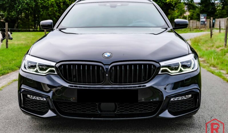 
								BMW 540i Touring Pano HarmanKardon ACC full									
