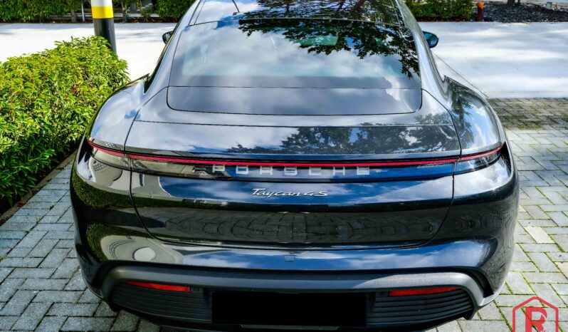
								Porsche Taycan 4S Sport Chrono BOSE Matrix Luchtvering full									