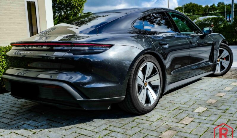 
								Porsche Taycan 4S Sport Chrono BOSE Matrix Luchtvering full									