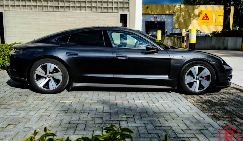 
								Porsche Taycan 4S Sport Chrono BOSE Matrix Luchtvering full									