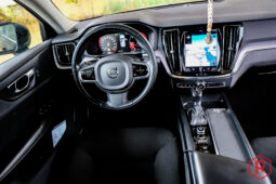 
										Volvo V60 D3 Momentum Automaat Trekhaak full									